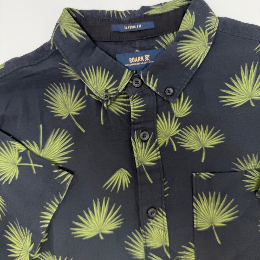 Roark Men's Classic Fit Short Sleeve Button Up Shirt Palm Leaf Print Size Small
